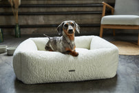 Bouclé Bett