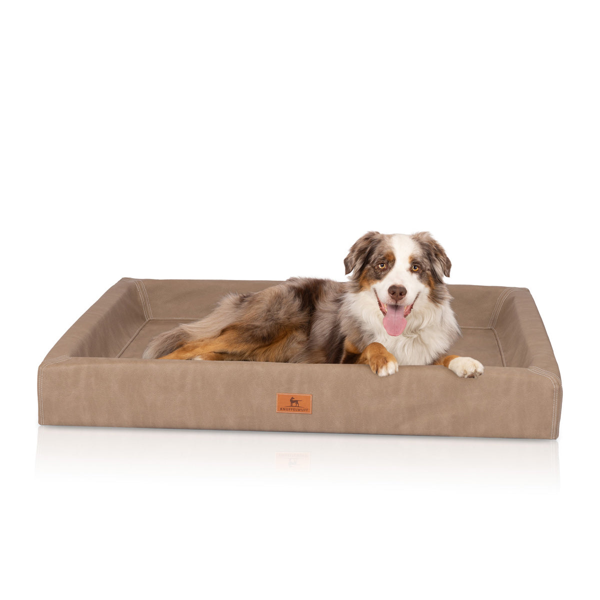 Knuffelwuff Hundebett Austin aus Kunstleder Camel XXXL
