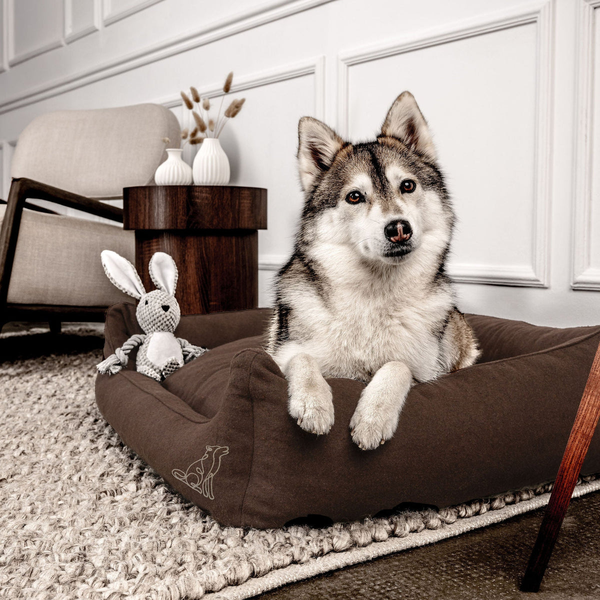 MOUNTAINDOG Hundebett Belle Dunkelbraun